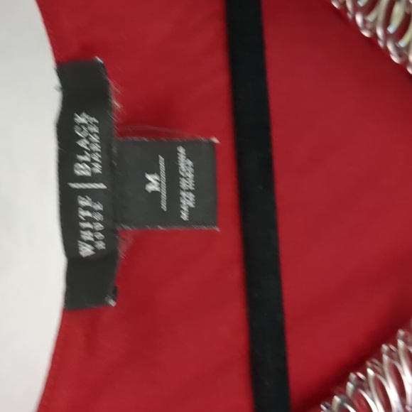 White House Black Market Burgundy Tank With Silver Links Size M - Picture 3 of 7